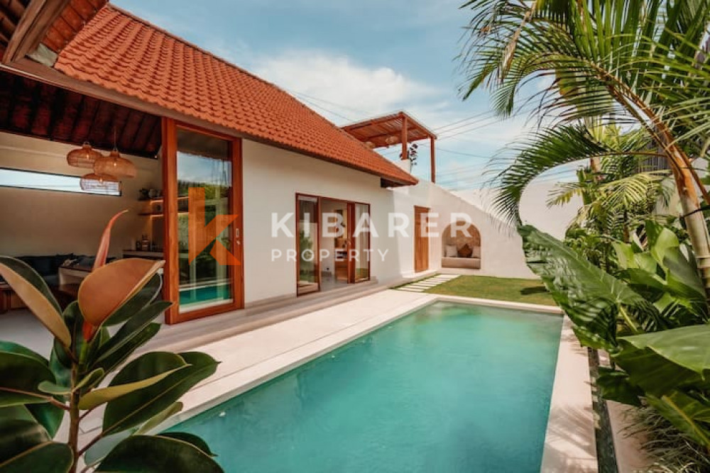 Stunning Three-Bedroom Closed Living Villa Set in Canggu