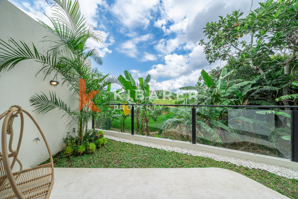 Villa sophistiquée de trois chambres entièrement meublée située entre Berawa et Canggu