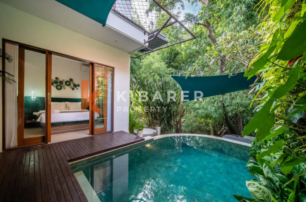 Luxurious Five Bedrooms Freehold Villa for Sale in Canggu