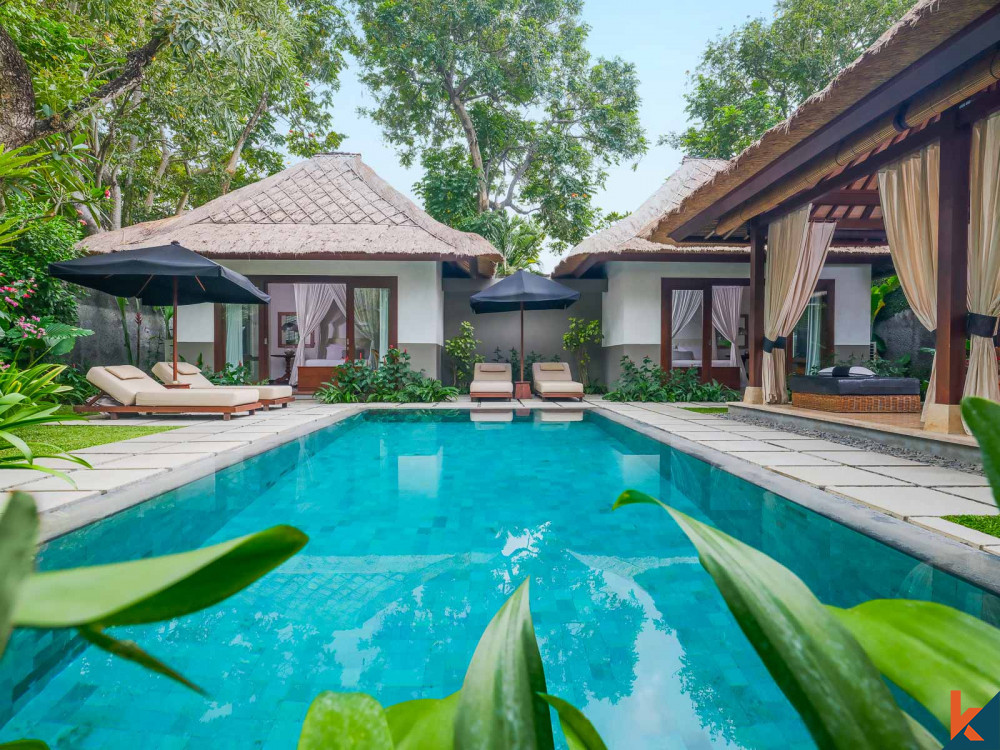 Villa moderne neuve de deux chambres à louer à Seminyak