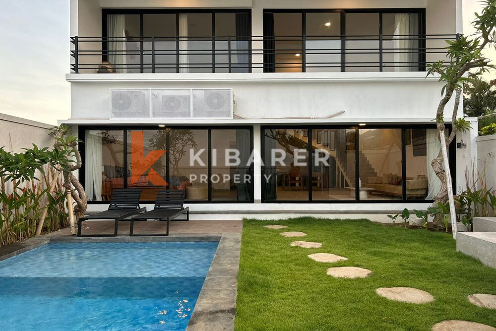 Stunning Two-Bedroom Enclosed Living Room Modern Villa in Seminyak