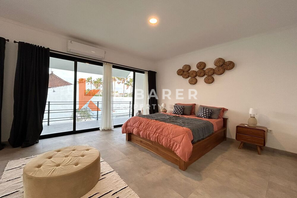 Stunning Two-Bedroom Enclosed Living Room Modern Villa in Seminyak