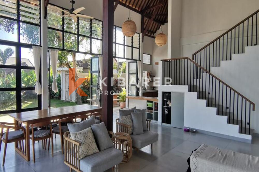 Spacieuse villa de quatre chambres à Canggu : votre retraite tropicale vous attend !