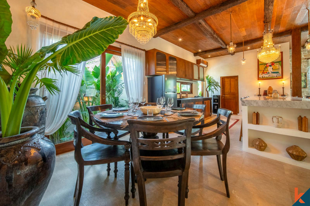 Rustic style four bedroom leasehold villa in Tumbak Bayuh