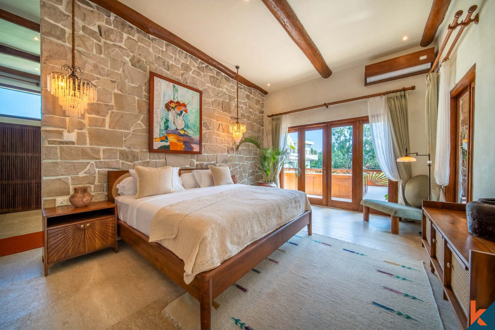 Rustic style four bedroom leasehold villa in Tumbak Bayuh