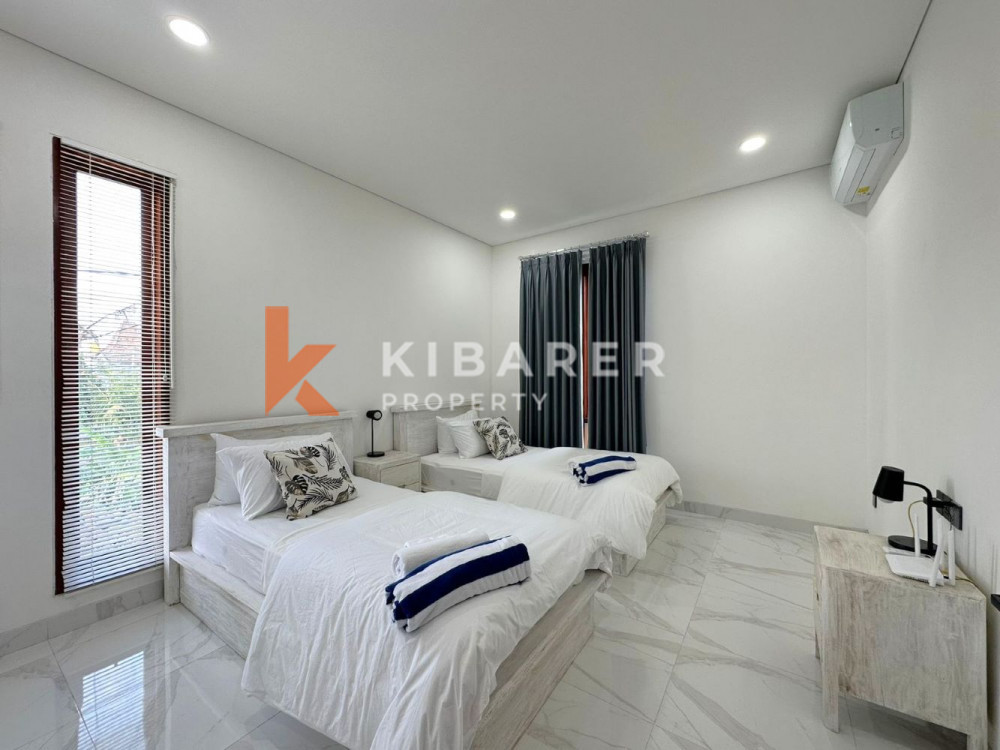 Freshly Built Three Bedroom Villa with Enclosed Living in Umalas