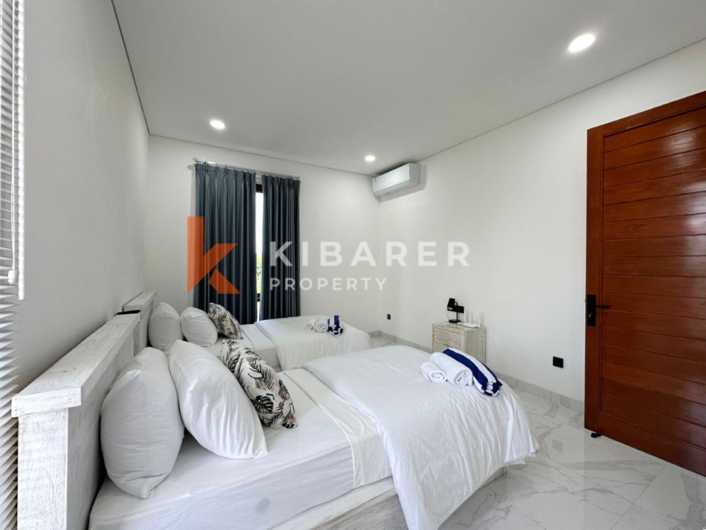 Freshly Built Three Bedroom Villa with Enclosed Living in Umalas