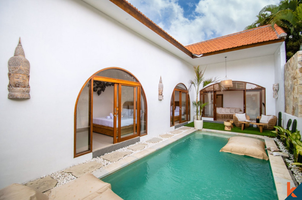 Brand new tropical leasehold three bedroom villa in Padonan