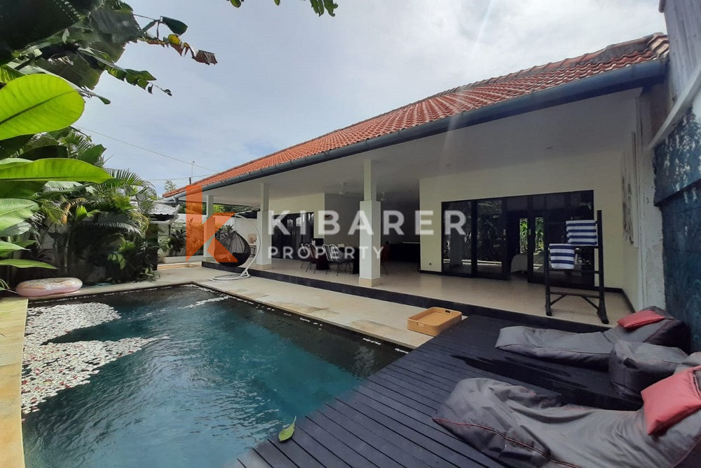 Spacious Two-Bedroom Villa with Open Living Area in Prime Seminyak