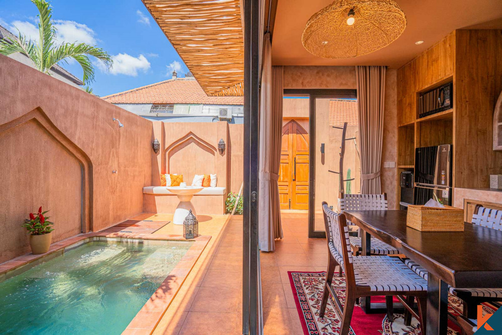 Villa de style marocain sur plan d'une chambre à louer à Pererenan