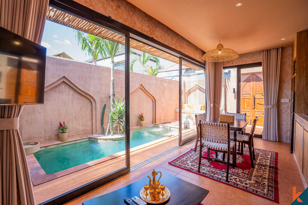 Villa de style marocain sur plan d'une chambre à louer à Pererenan