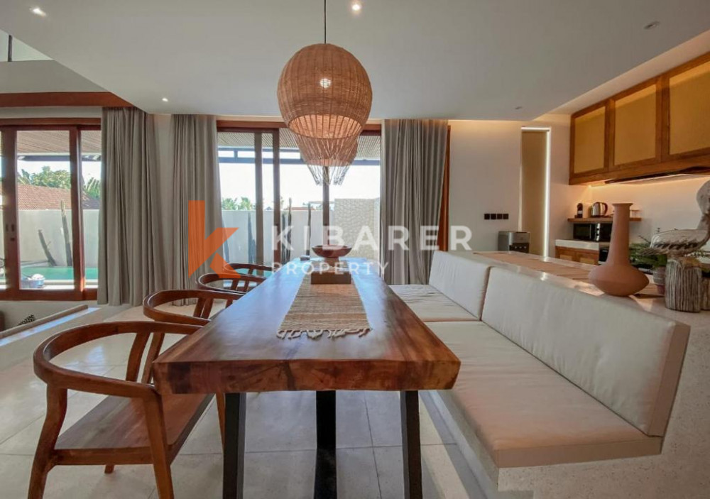 Stylish Luxury Villa Four Bedroom in Pererenan