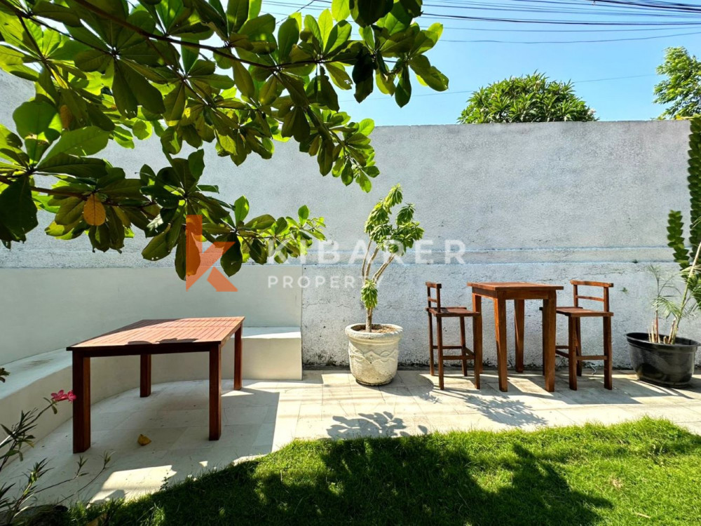 Cozy Four Bedrooms Closed living villa In Umalas