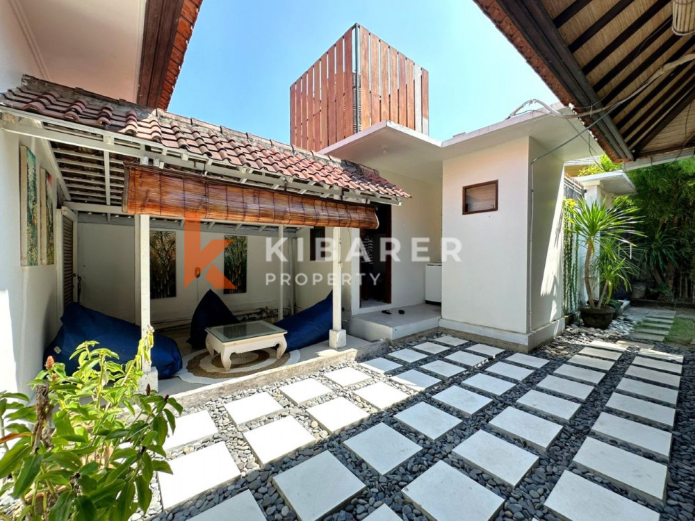 Cozy Four Bedrooms Closed living villa In Umalas