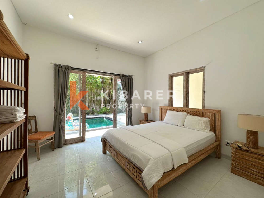 Cozy Four Bedrooms Closed living villa In Umalas