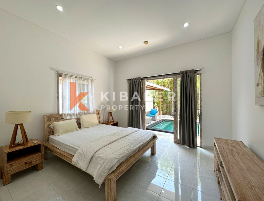 Cozy Four Bedrooms Closed living villa In Umalas