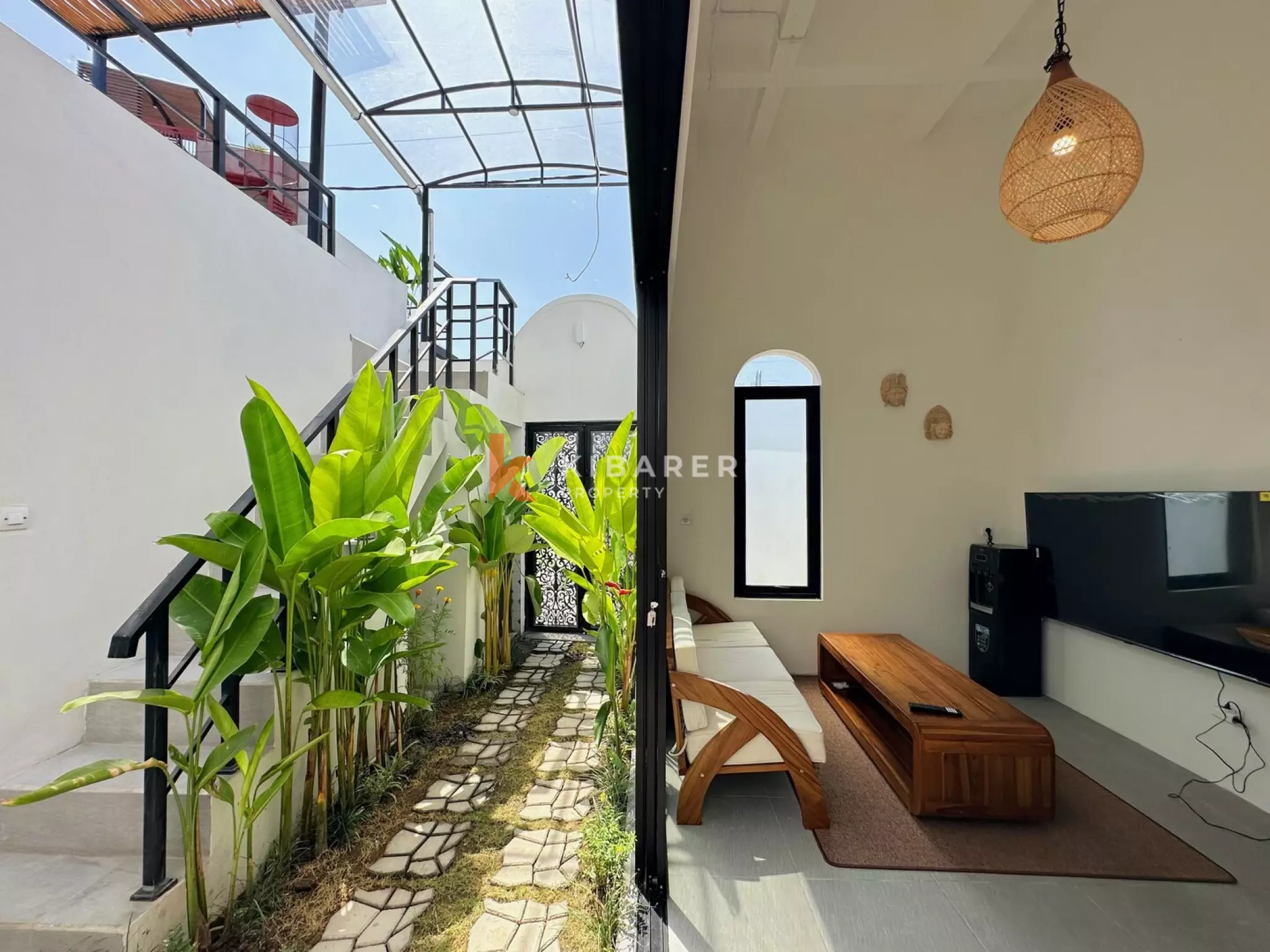 Stylish Two Bedroom Villa Featuring a Rooftop in Pererenan