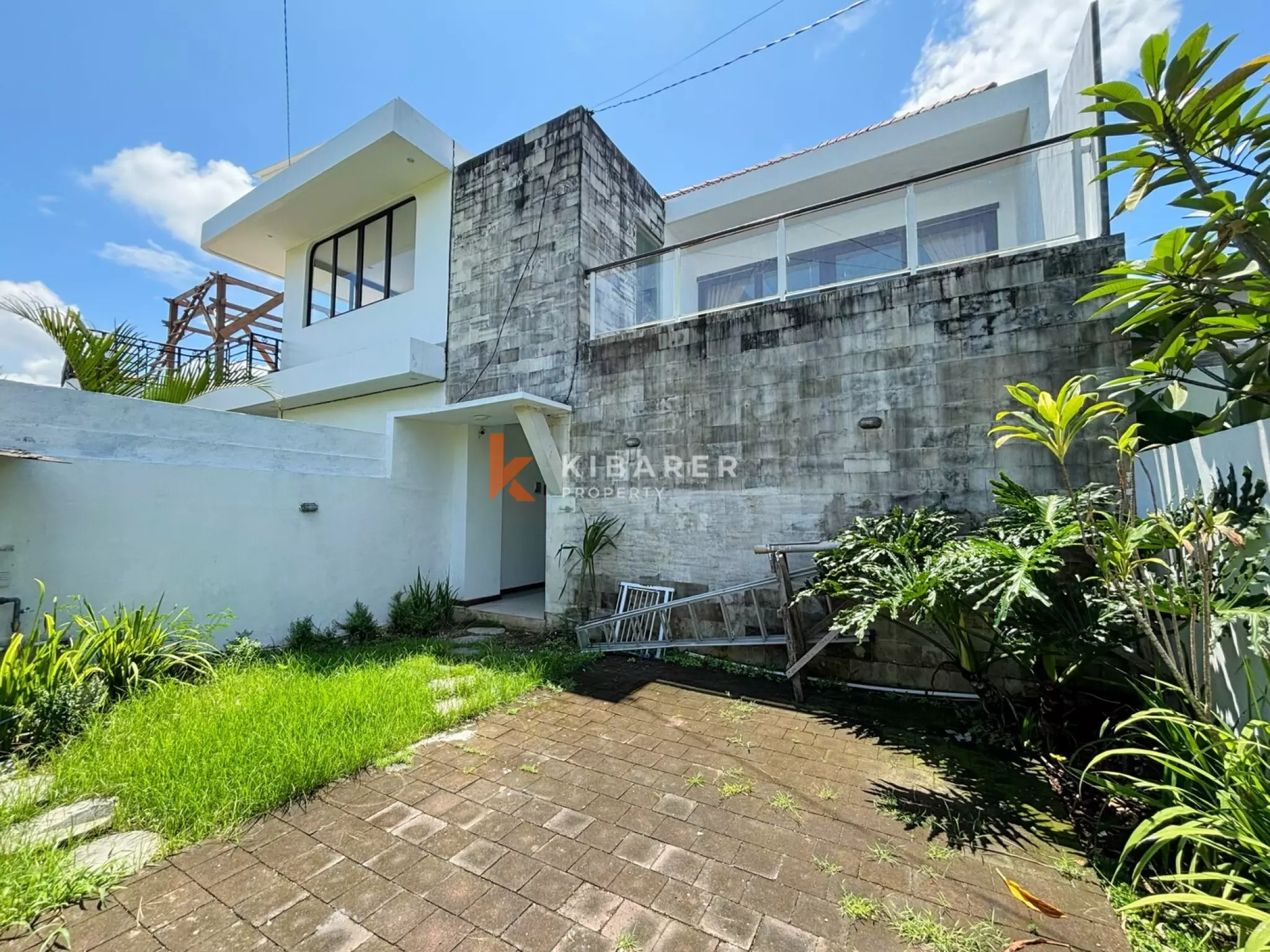 The Hidden Gem A Cozy Three Bedroom Villa in Quiet Tumbak Bayuh