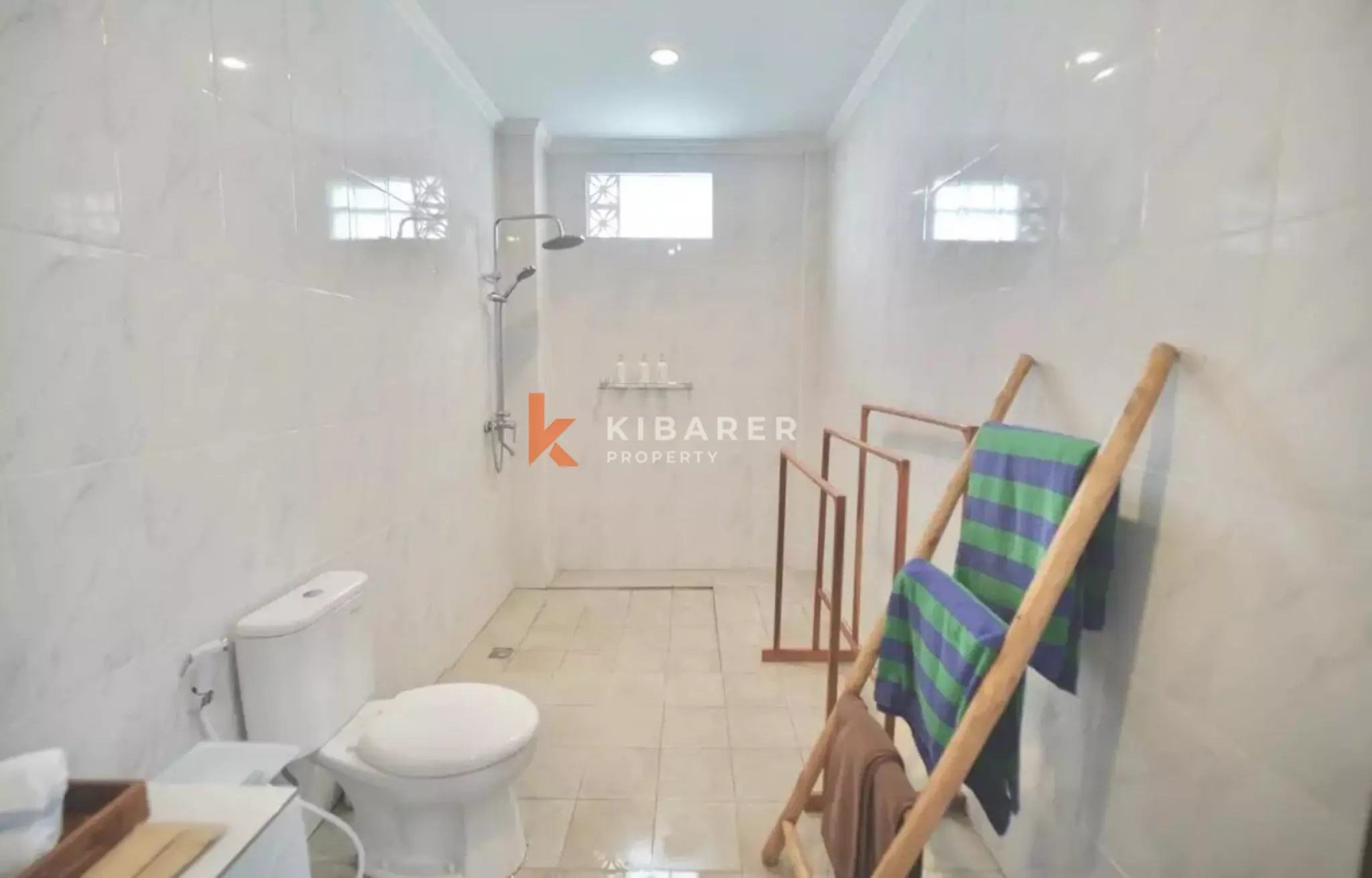 Kerobokan Gem A Cozy Two Bedroom Villa with Enclosed Living Area and Open Kitchen