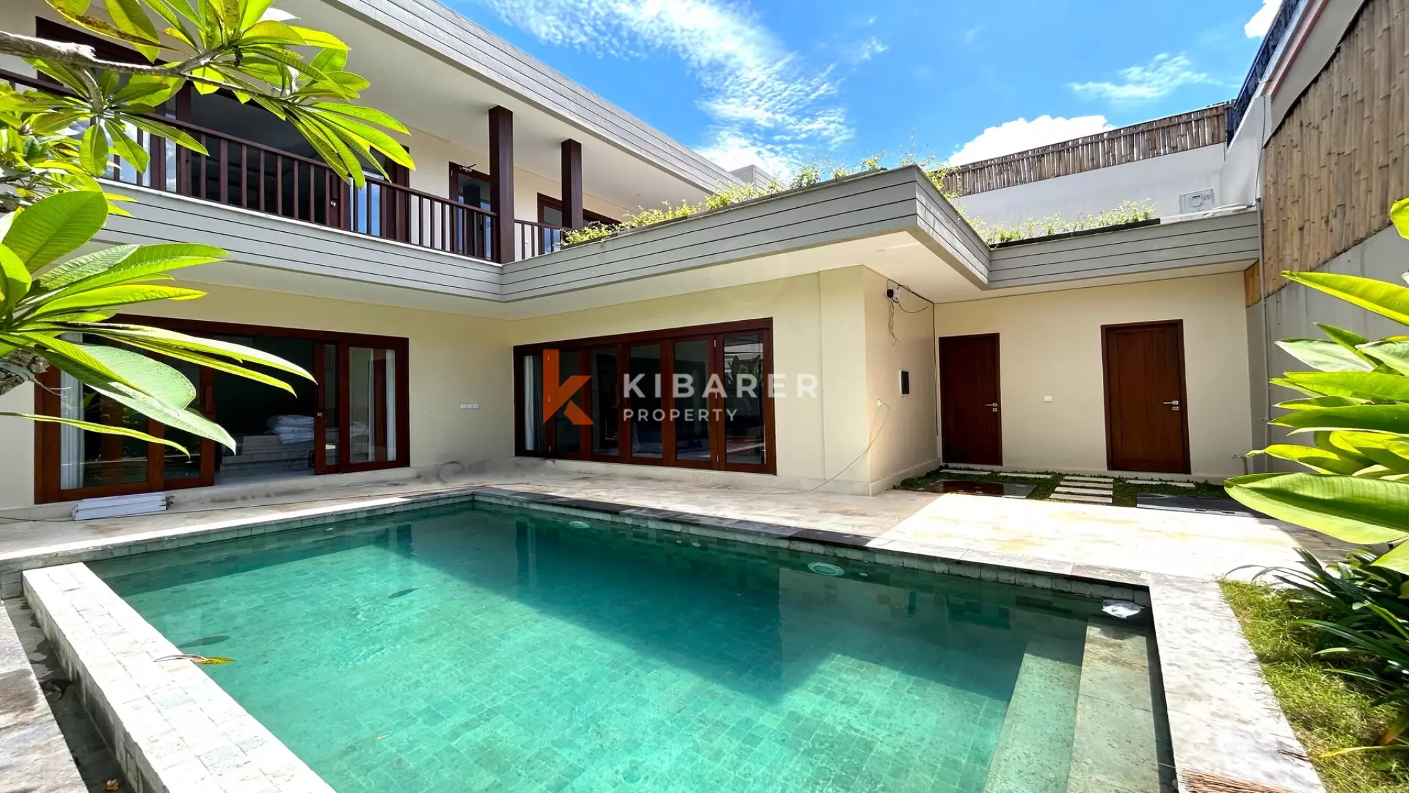 Charming Three-Bedroom Enclosed Living Two Storey Villa in Umalas