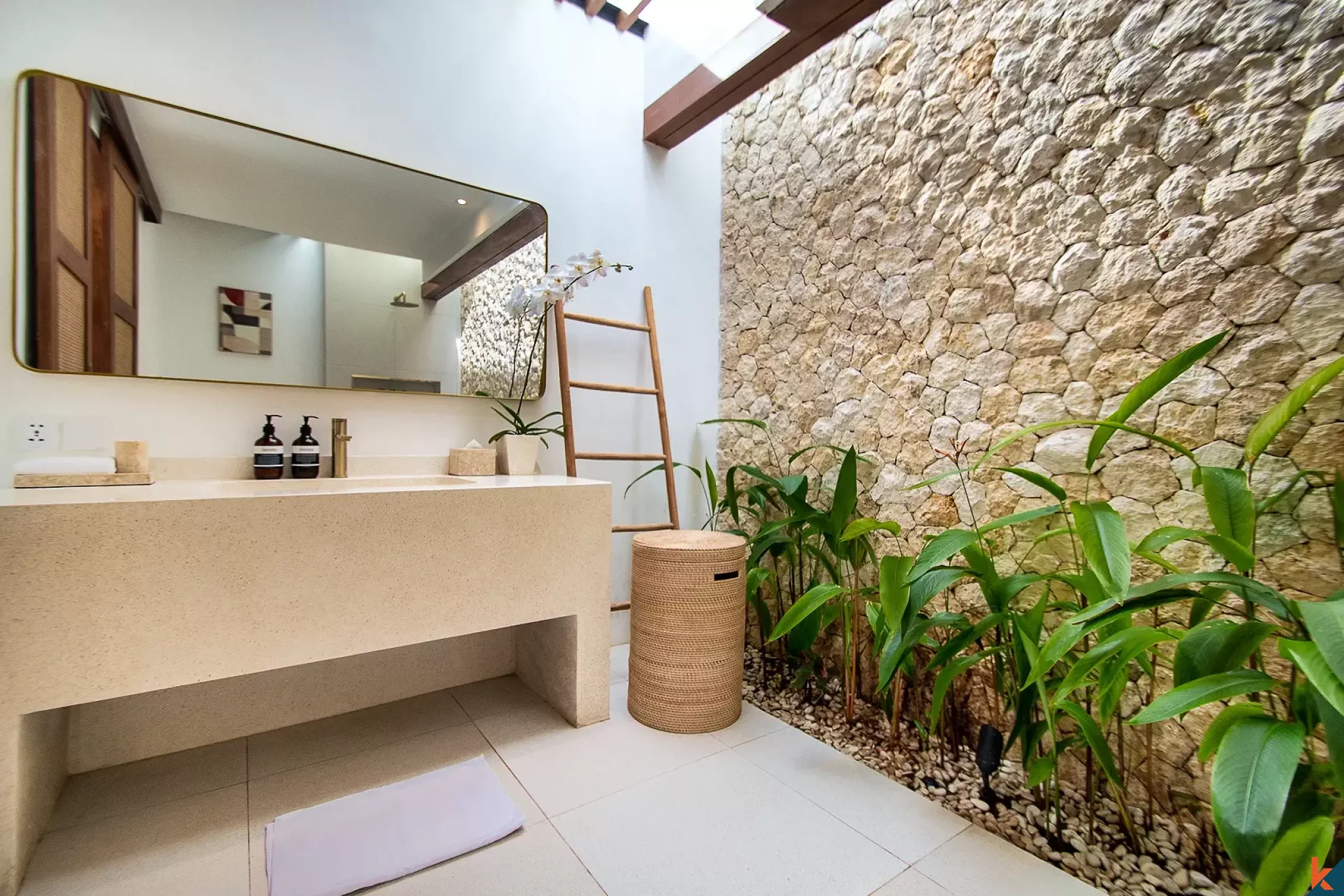 Belle villa de trois chambres en pleine propriété à vendre à Uluwatu