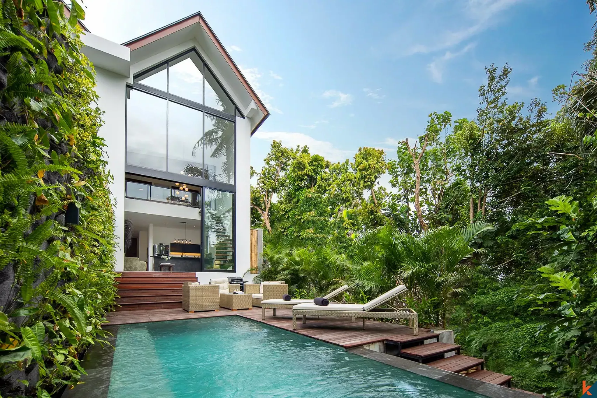 Brand new tranquil two bedroom villa for lease in Tumbak Bayuh