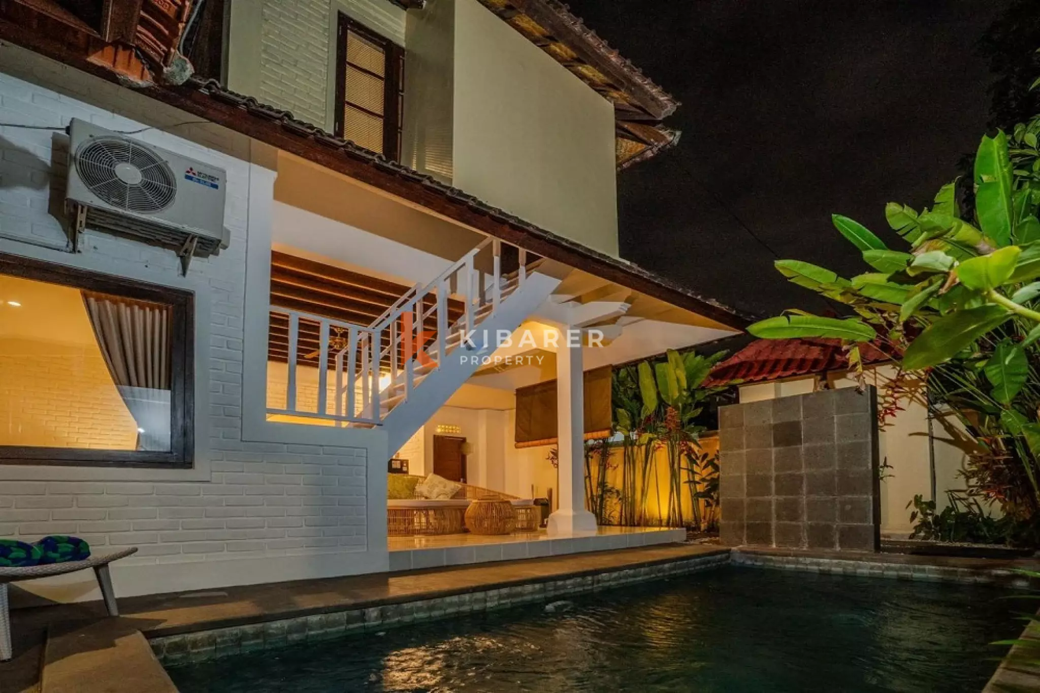 Charmante villa de deux chambres entièrement meublée dans le quartier de Seminyak